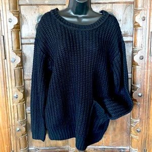 RDI NWT Black Sweater Size L